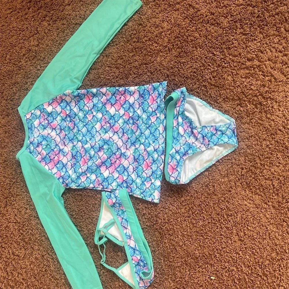 Unbranded‎ Girls' 3-Piece Fish Scales Rash Guard Swimsuit Set Size 7T NWOT